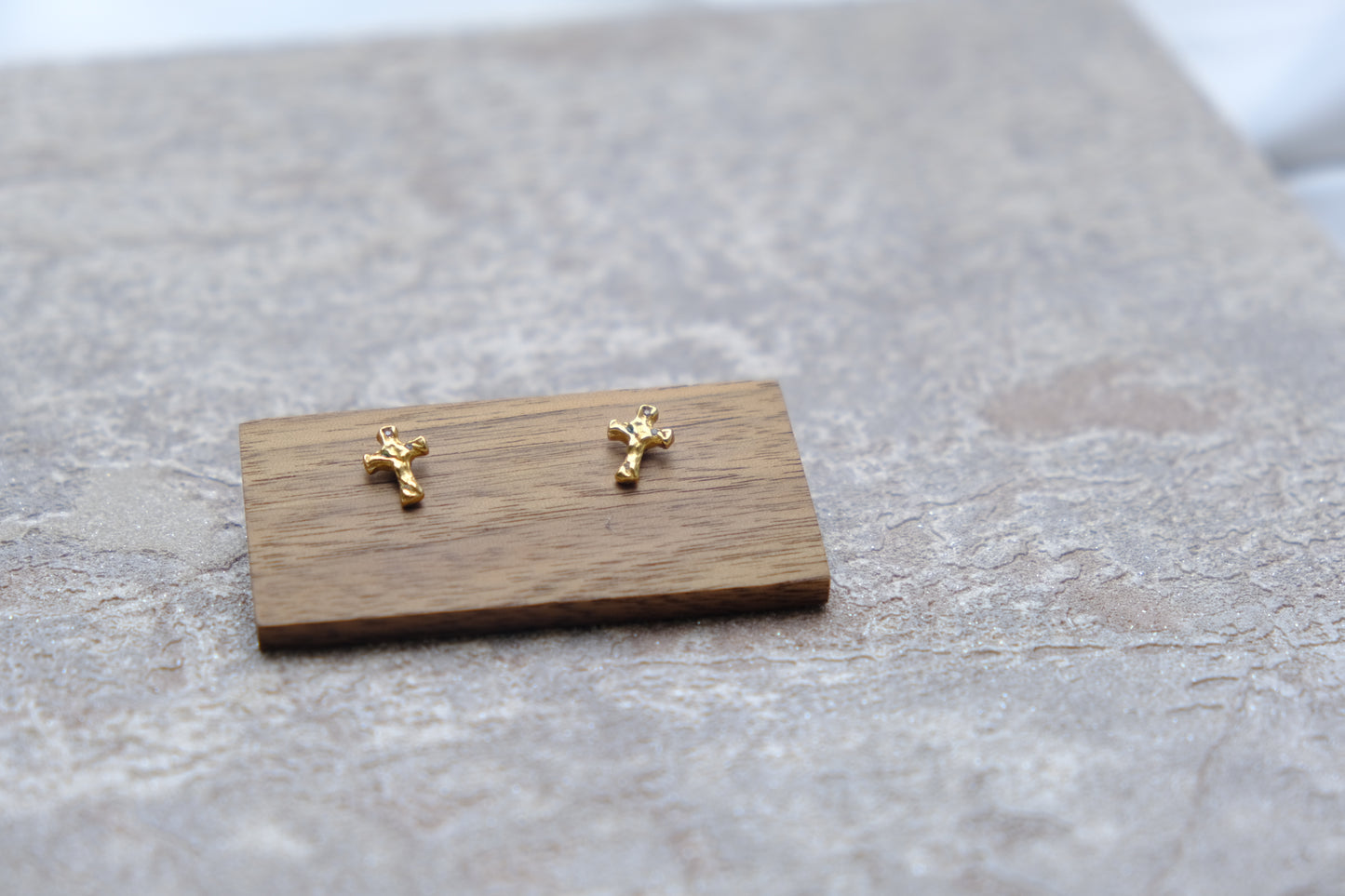 Cross Earing