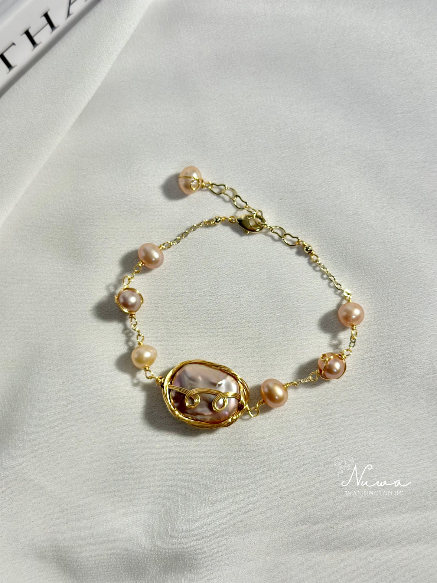 Vintage pearl handmade bracelet