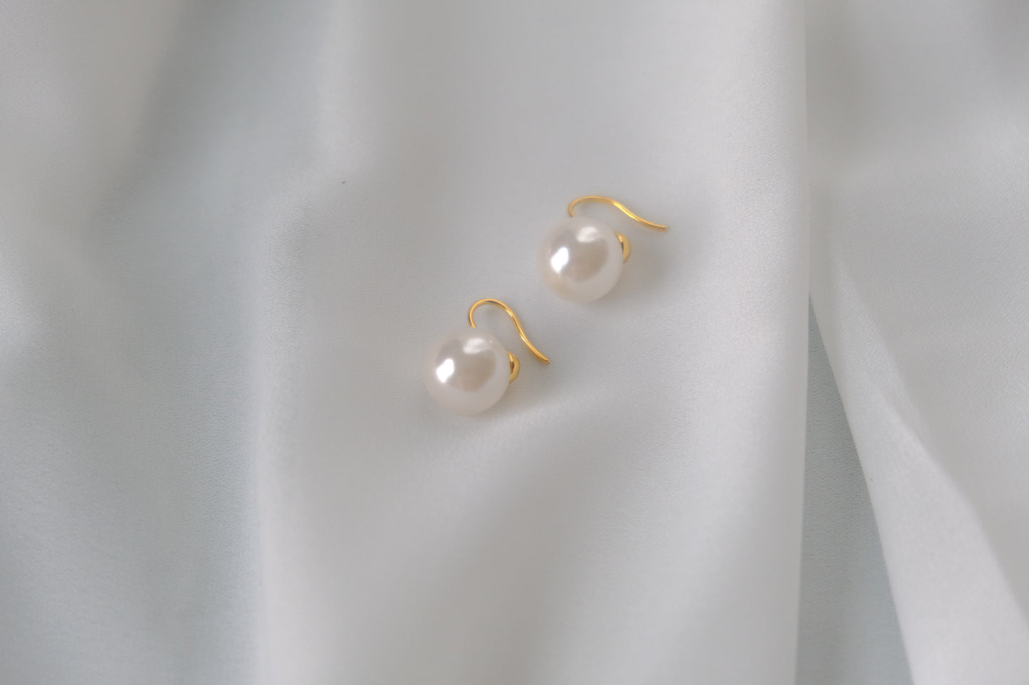 Radiant Milk White Earrings