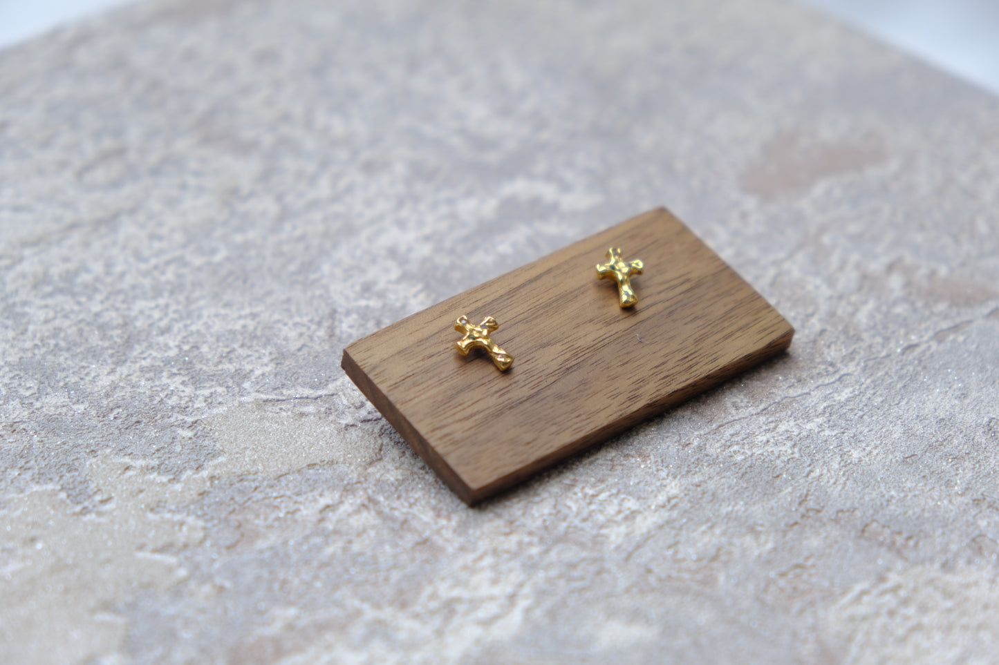 Cross Earing