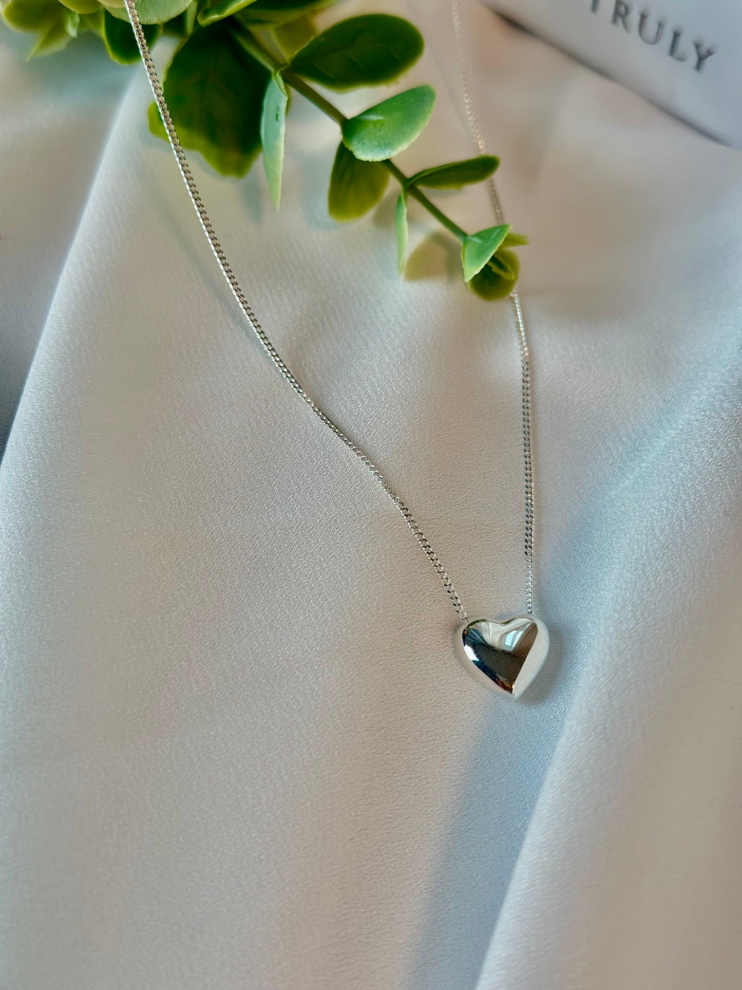 Pure hart necklace