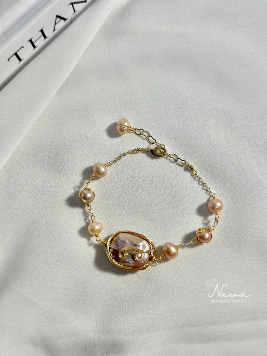 Vintage pearl handmade bracelet